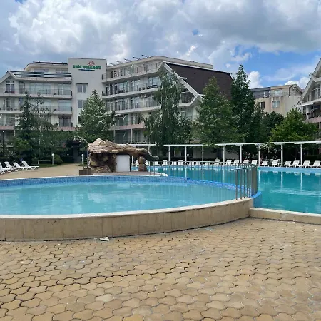 Appartement 1-bedroom On The 6th Floor With Large Balcony
