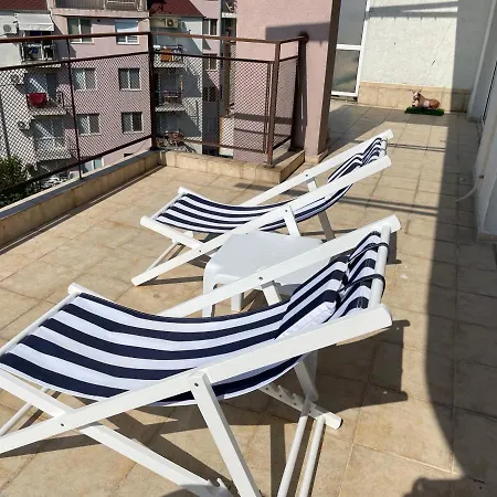 1-bedroom On The 6th Floor With Large Balcony Appartement
