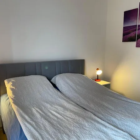 1-bedroom On The 6th Floor With Large Balcony アパート